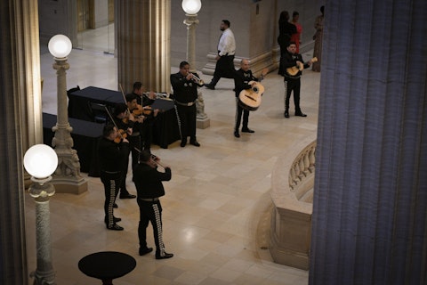 26gala60